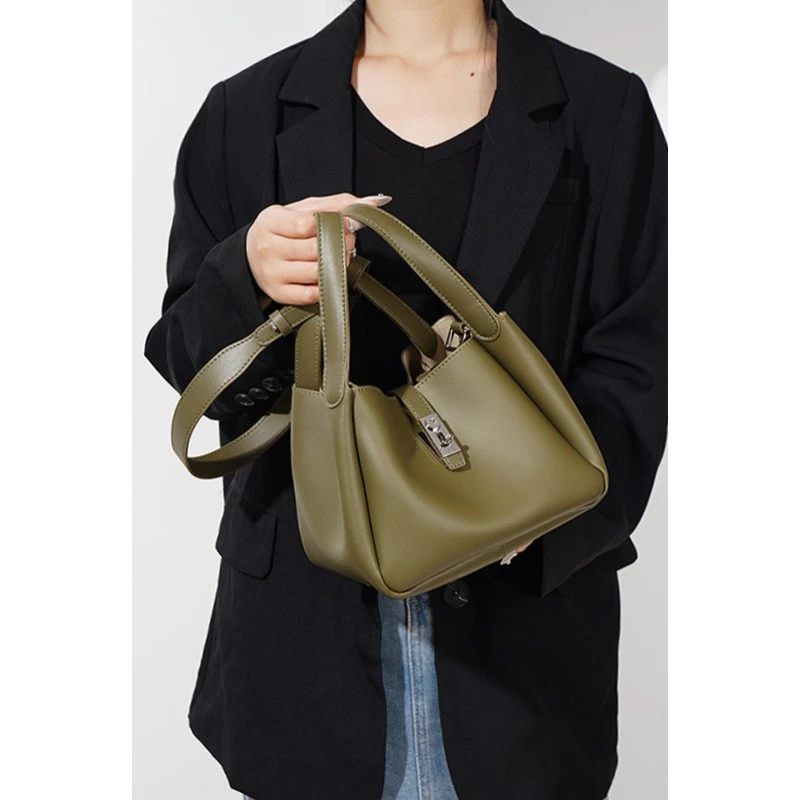 popular tote bags